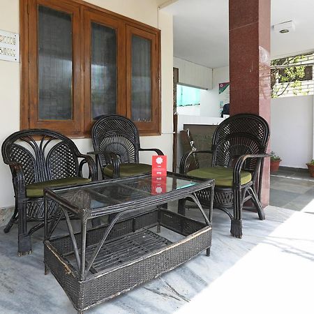 Oyo 1806 Platinum House Hotel Allahabad Luaran gambar